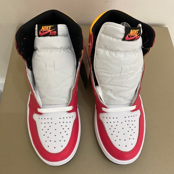 New Nike Air Jordan  1 Retro OG Light Fusion Red. Size 9. #555088 603 - Picture 3 of 7